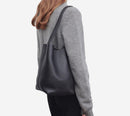 Túi Đeo Vai Cỡ Trung Khóa Kéo Dọc