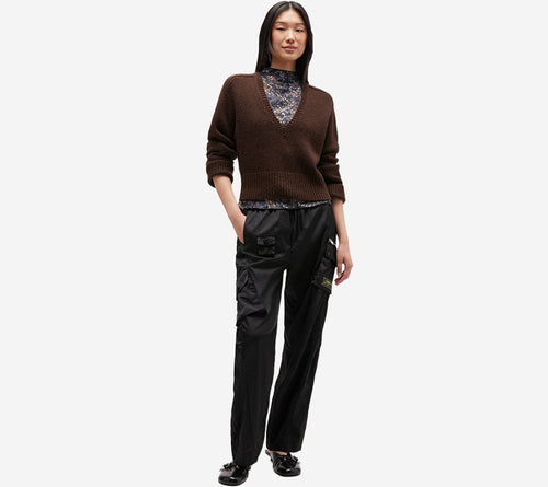 GAN-WOOL YAK MIX CỔ CHỮ V SÂU