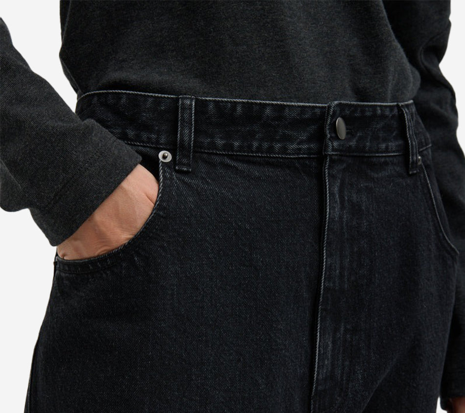 QUẦN JEAN CÓ KHÓA KÉO CHUYỂN ĐỔI TIB-BLACK DENIM LARS